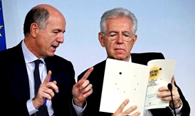 Il ministro dello Sviluppo Economico Corrado Passera e il presidente del Consiglio dei ministri Mario Monti