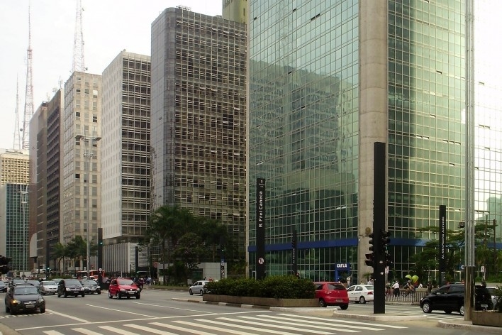 L’Edificio Cetenco a San Paolo, sede  di rappresentanza di Banca Intesa
