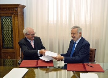 Giancarlo Morandi e Luigi Nicolais, presidenti di Cobat e Cnr, alla firma dell’accordo
